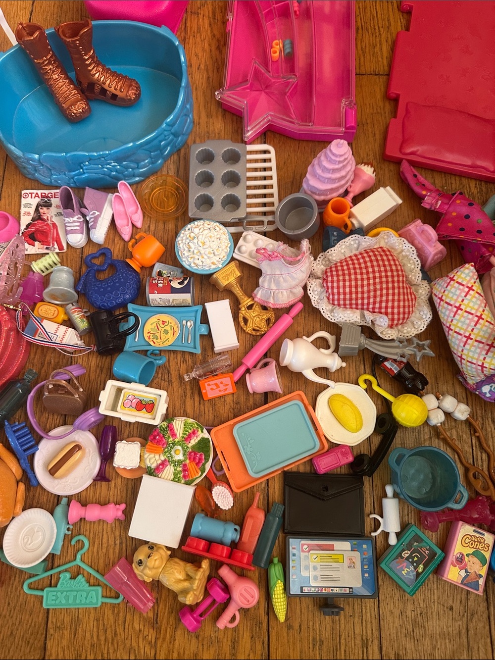 Barbie Collection - Accessories, Clothing, Pets+